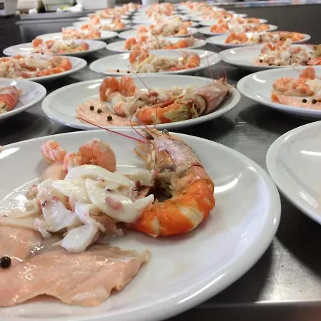 Holiday 3* מרטינסיקורו