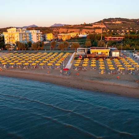 Hotel Holiday Martinsicuro