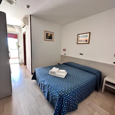 Holiday 3* Martinsicuro