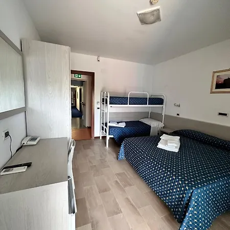 Holiday Hotel