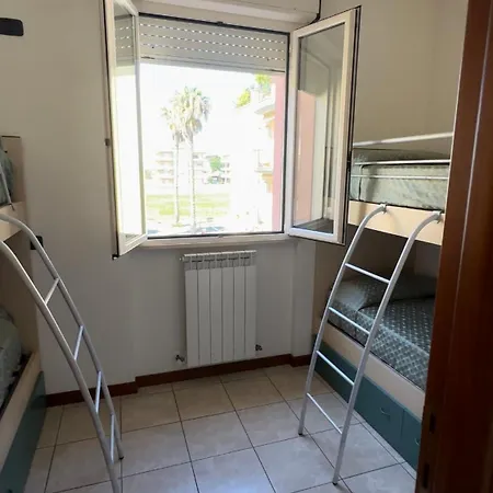 Hotel Holiday Martinsicuro