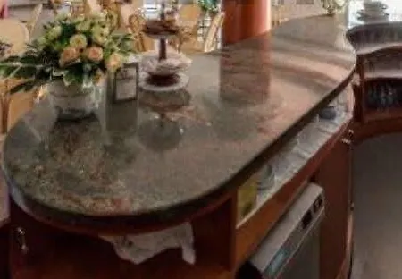 Holiday מרטינסיקורו