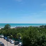 Hotel Holiday