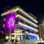 Holiday 3*