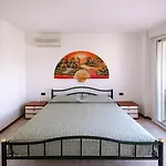 Holiday 3*