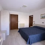 Holiday Hotel