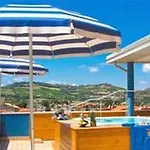 Hotel Holiday Martinsicuro