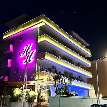 Holiday 3*