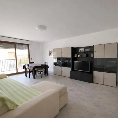 Hotel Holiday 3*