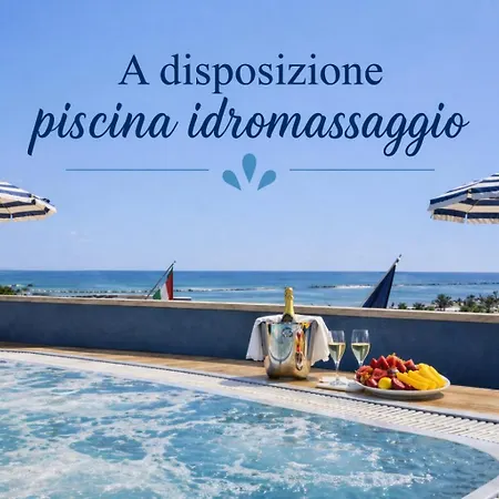 Holiday Hotel