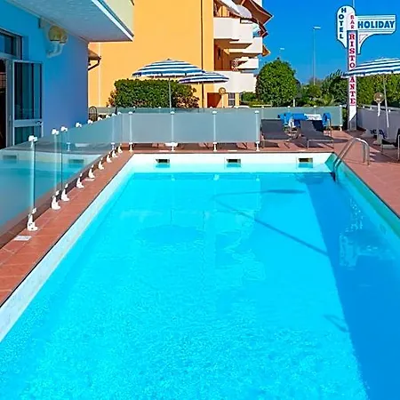 Holiday Hotel