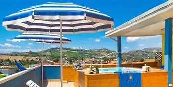 מלון Holiday מרטינסיקורו