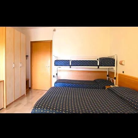 Holiday Hotel