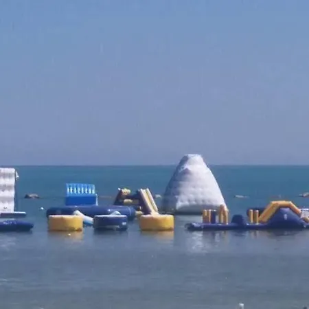 Holiday Hotel 3*