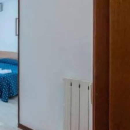 Hotel Holiday